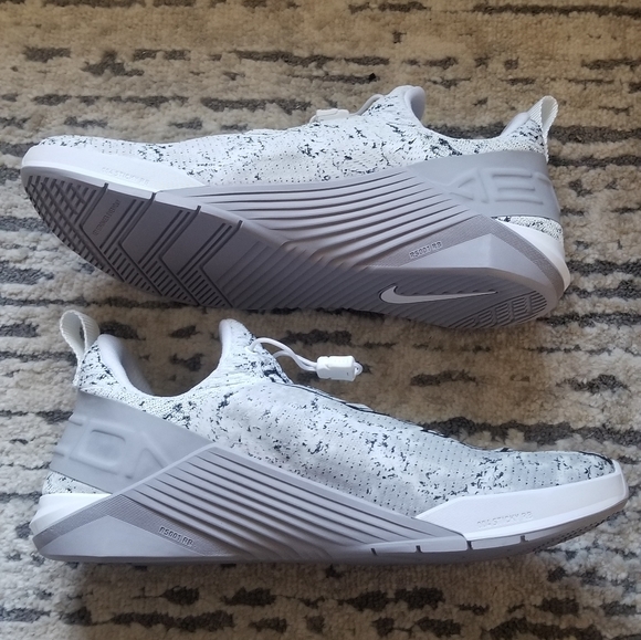 Nike React Metcon Size 9 - Picture 3 of 9